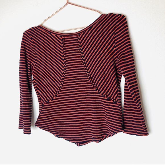 EUC Urban Outiftters Striped Waffle Knit Top Small - Picture 5 of 5